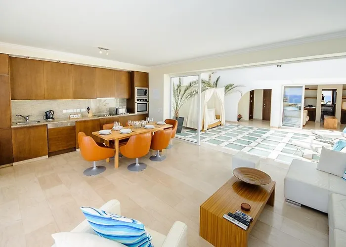 Luxury Bay View 28 Right On The Casa vacanze