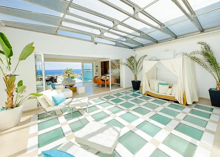 Casa de Férias Luxury Bay View 28 Right On The Protaras